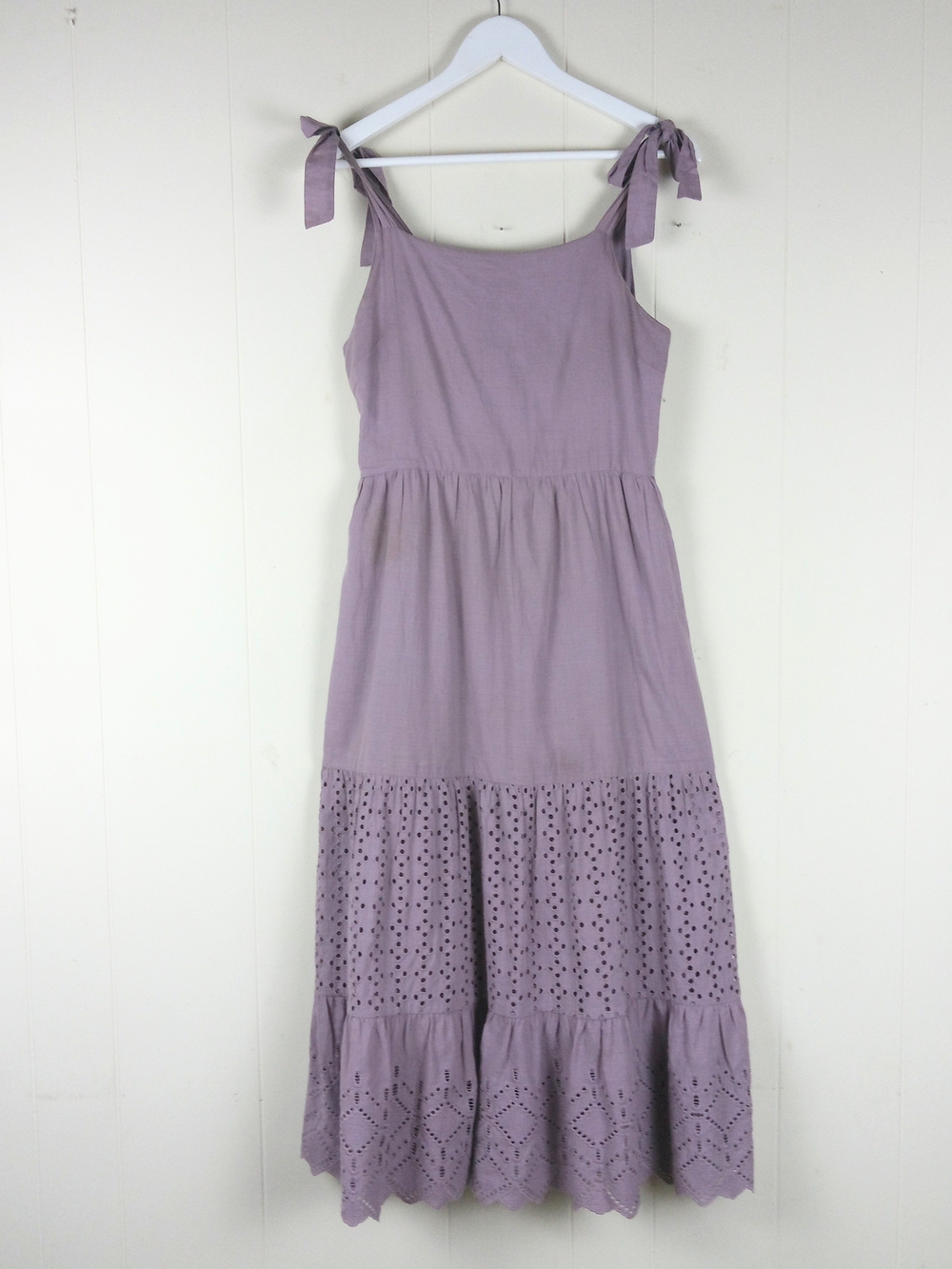 Lavender Tie-Shoulder Eyelet Midi Dress Women Size M Tiered Ruffle Boho Summer